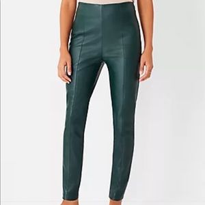 The Faux Leather Seamed Side Zip Legging size L